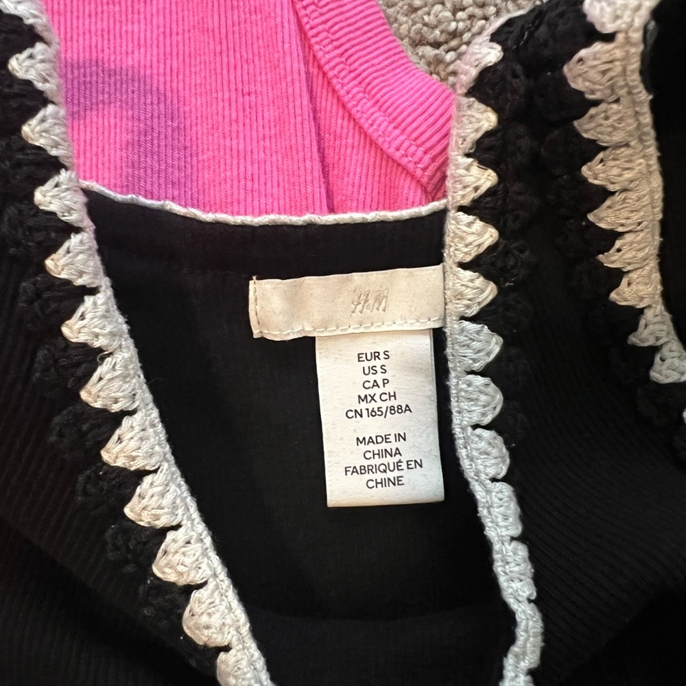 Tank top bundle - Picture 2 of 3